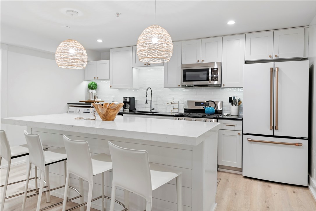426 Spring Street B101