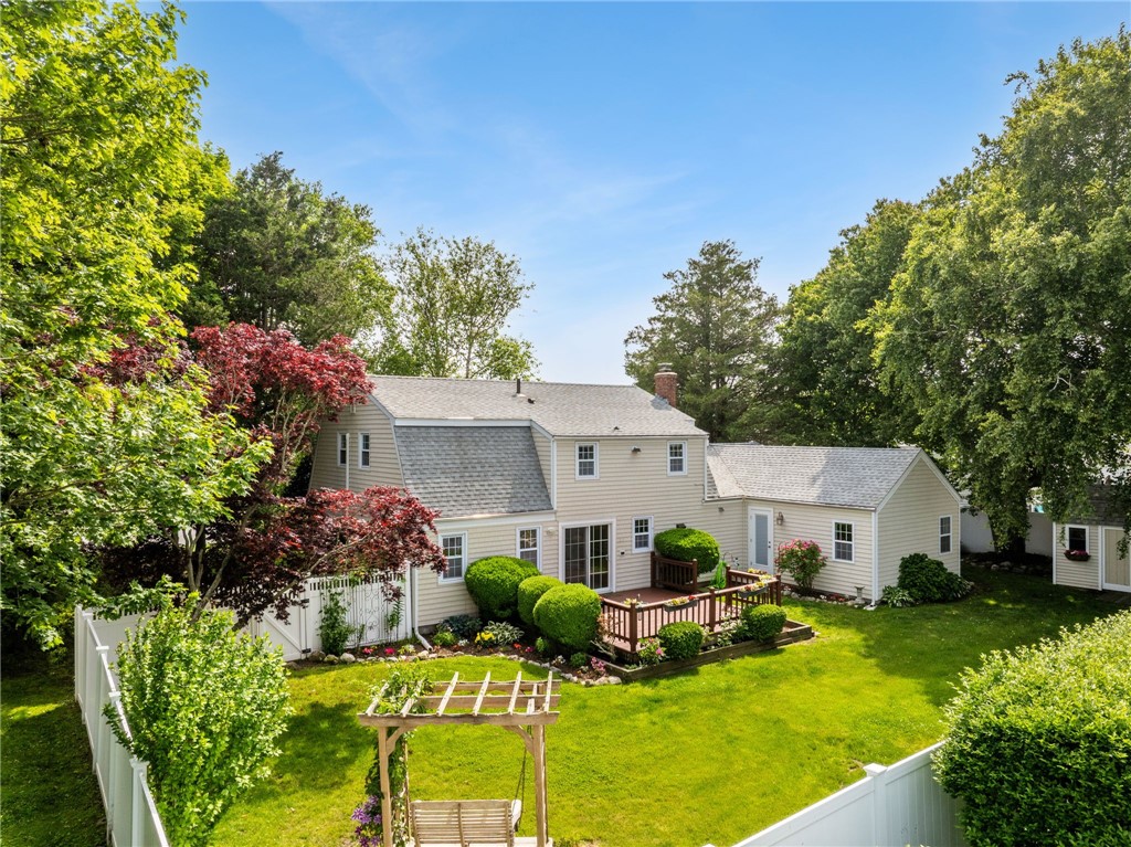 39 Exeter Boulevard