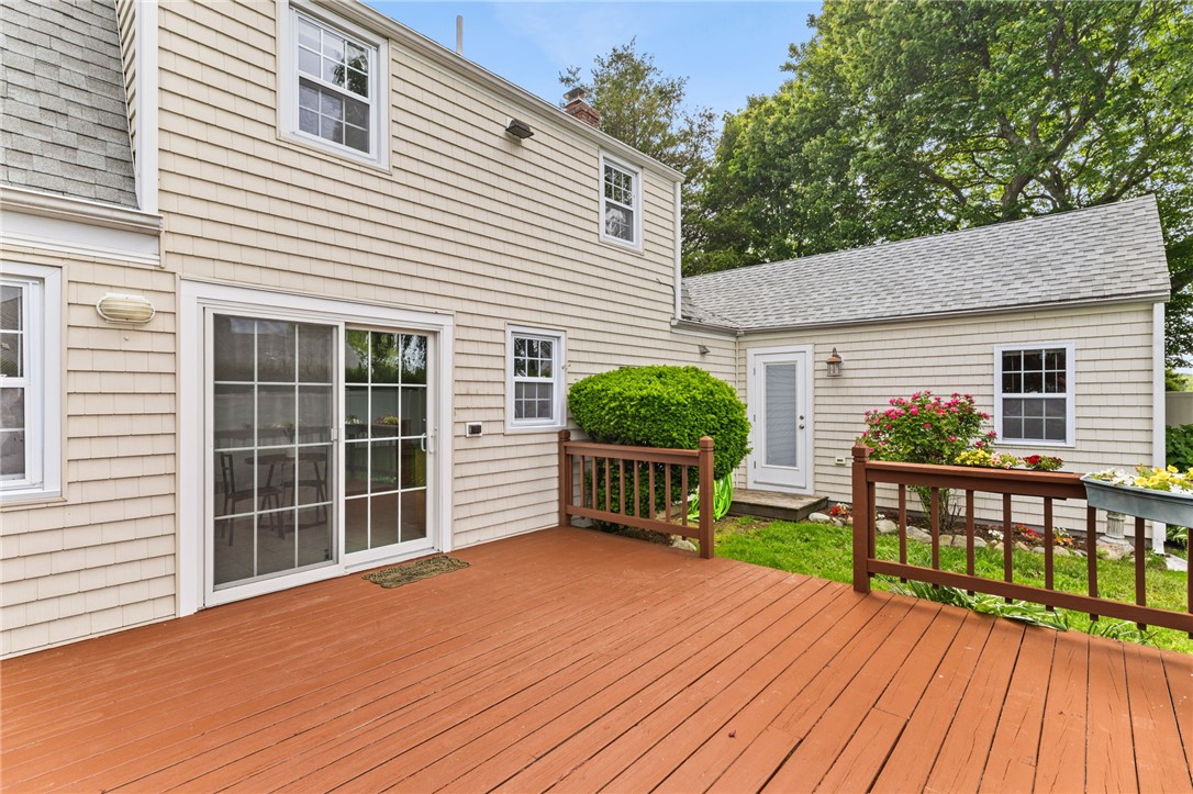 39 Exeter Boulevard