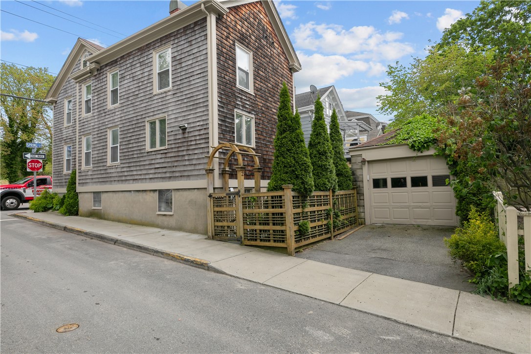 325 Spring Street