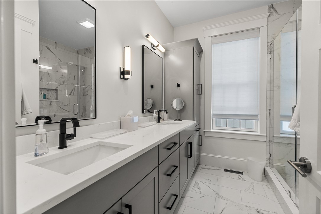 33 Carnegie Abbey Lane