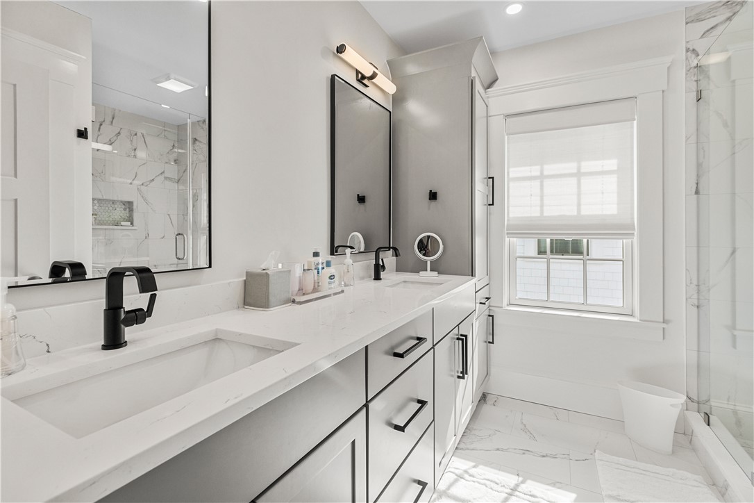 33 Carnegie Abbey Lane