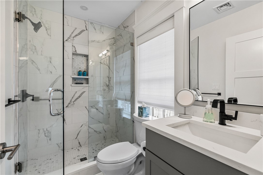 33 Carnegie Abbey Lane