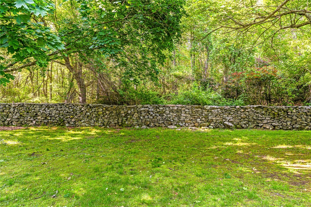 11 Crosswynds Drive