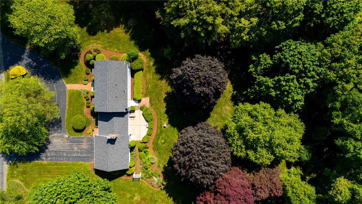 11 Crosswynds Drive