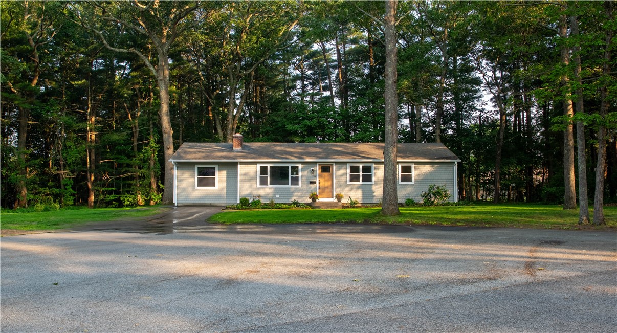 24 W Knollwood Circle