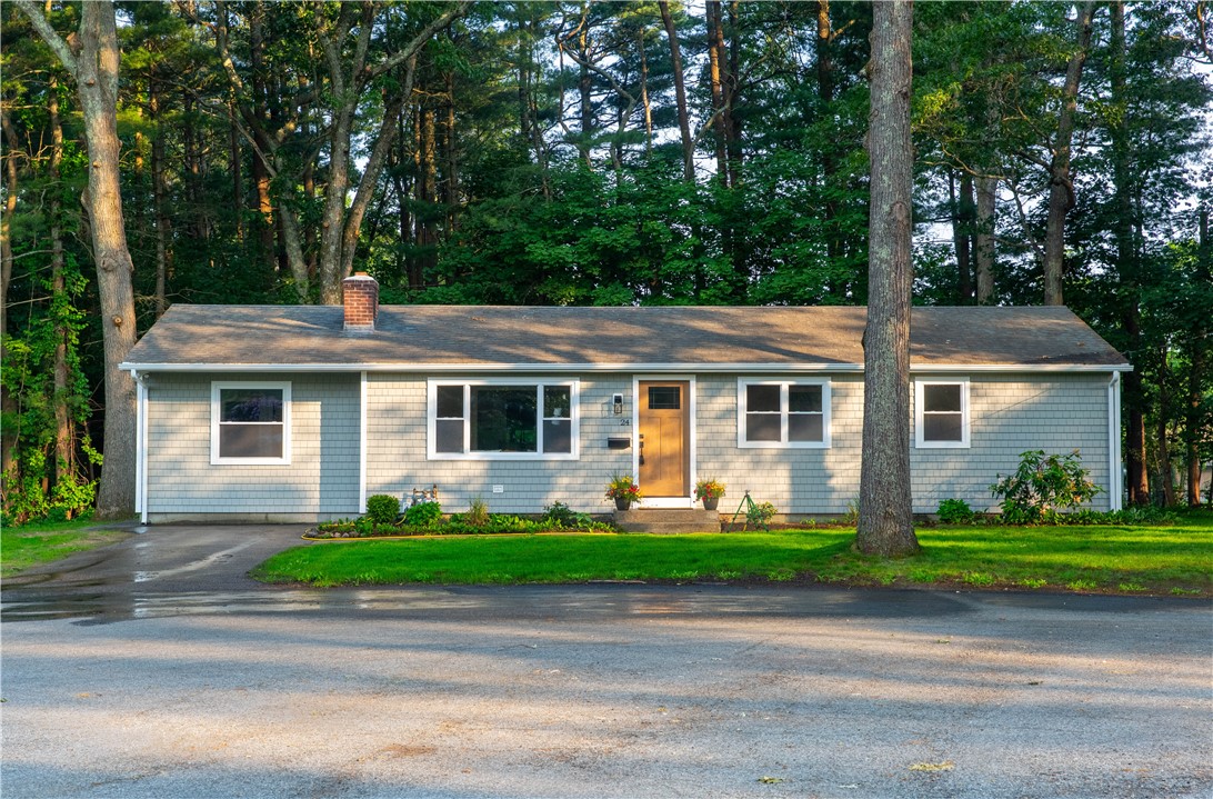 24 W Knollwood Circle