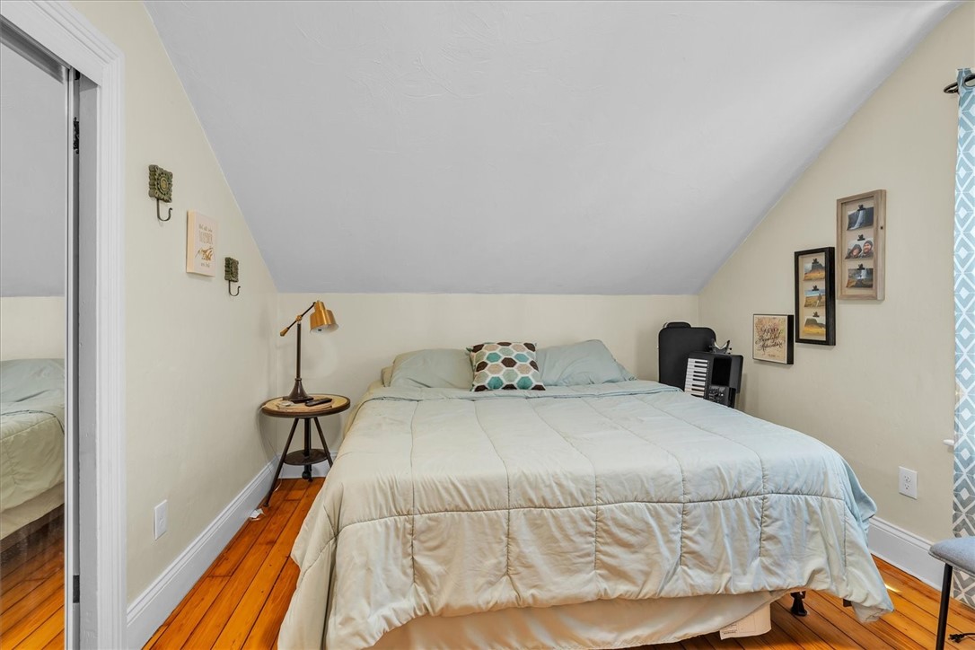 15 Boyd Avenue