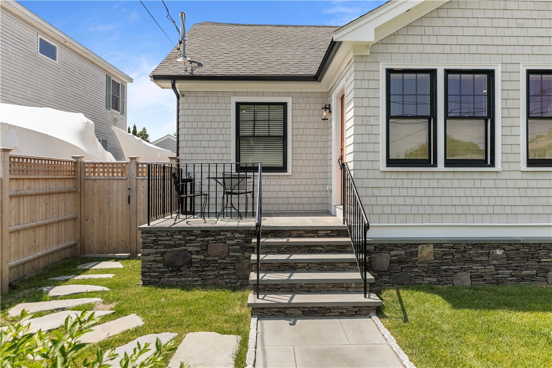109 Carroll Avenue