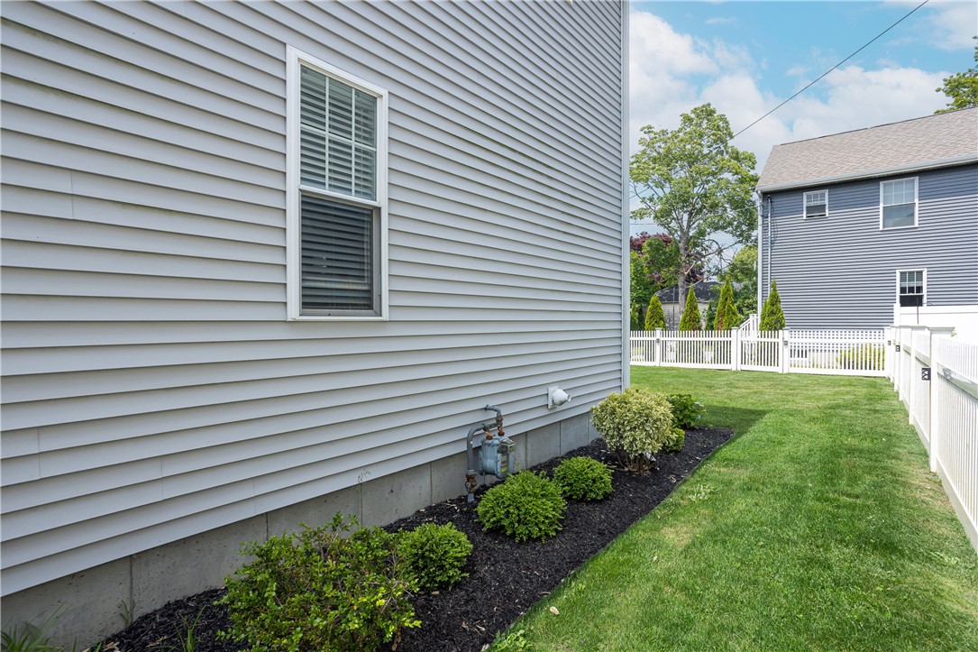 52 Bedlow Avenue