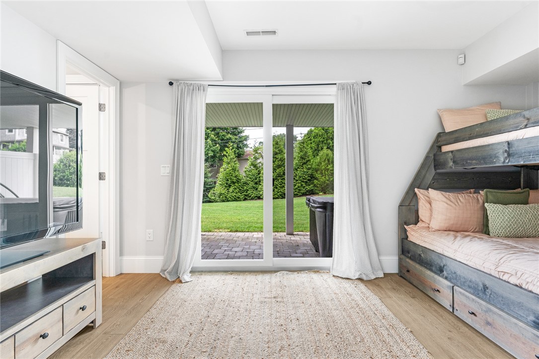 100 Algonquin Road 5