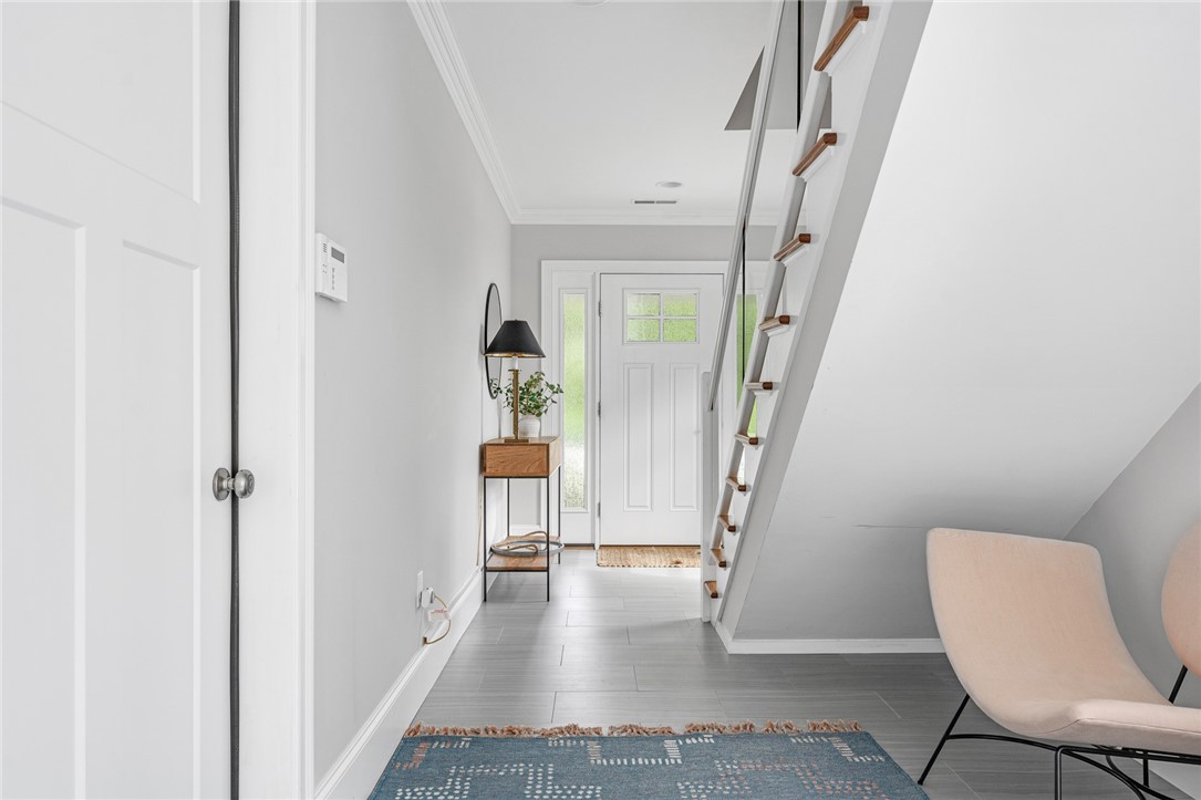 100 Algonquin Road 5