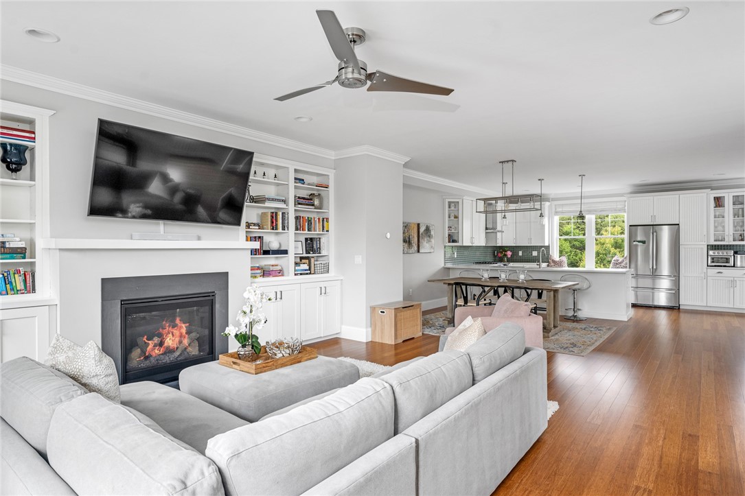 100 Algonquin Road 5