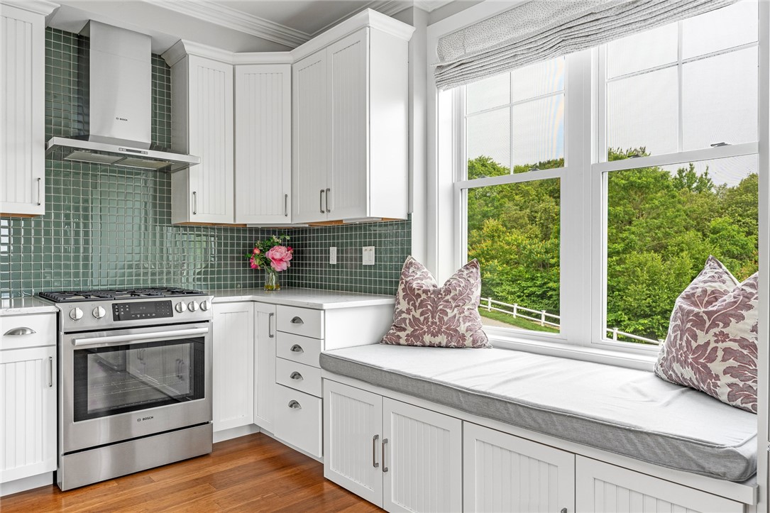100 Algonquin Road 5