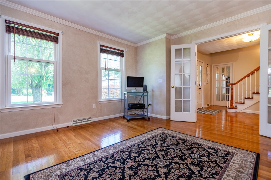 33 Oak Hill Drive