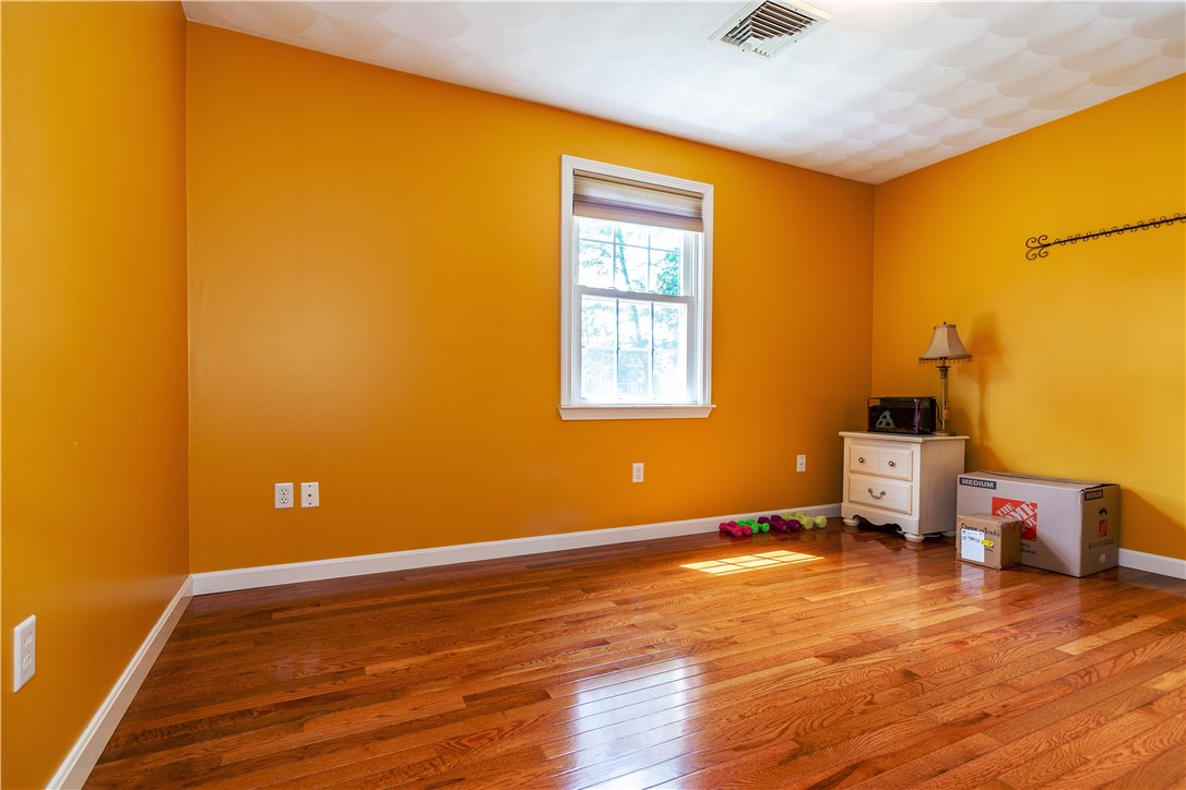 33 Oak Hill Drive