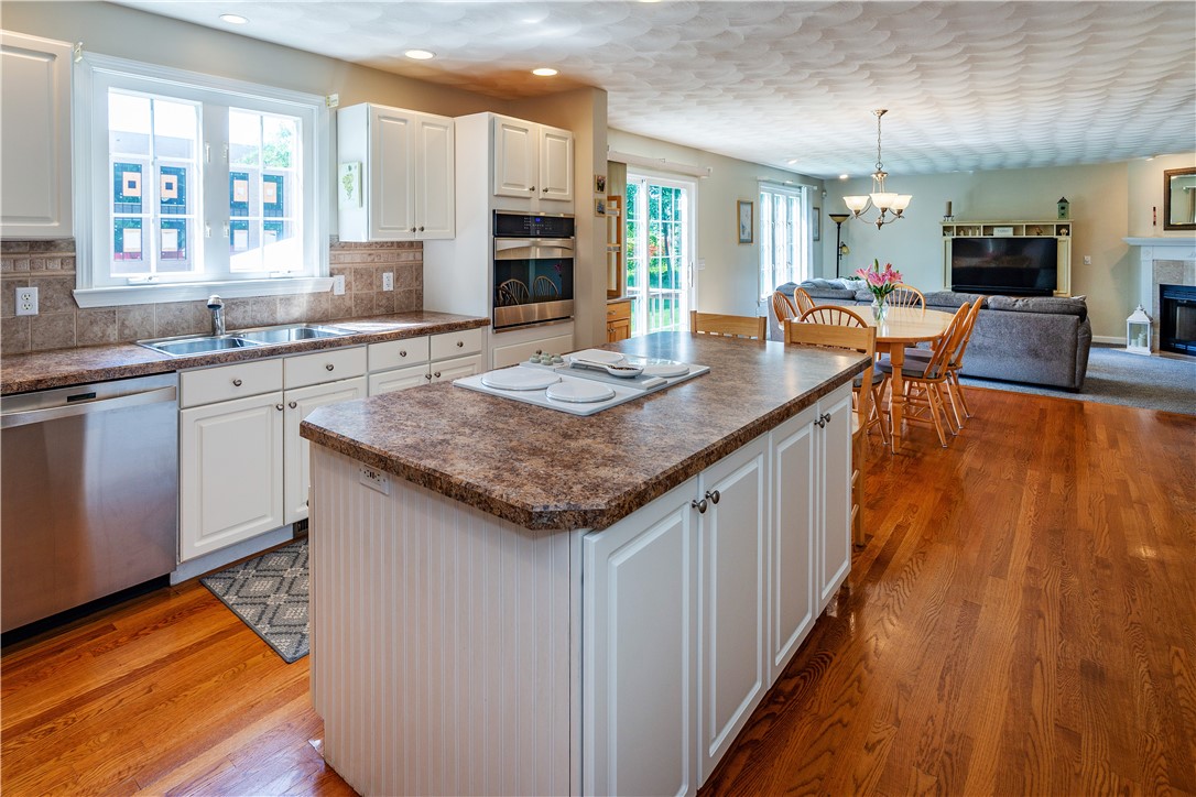 33 Oak Hill Drive