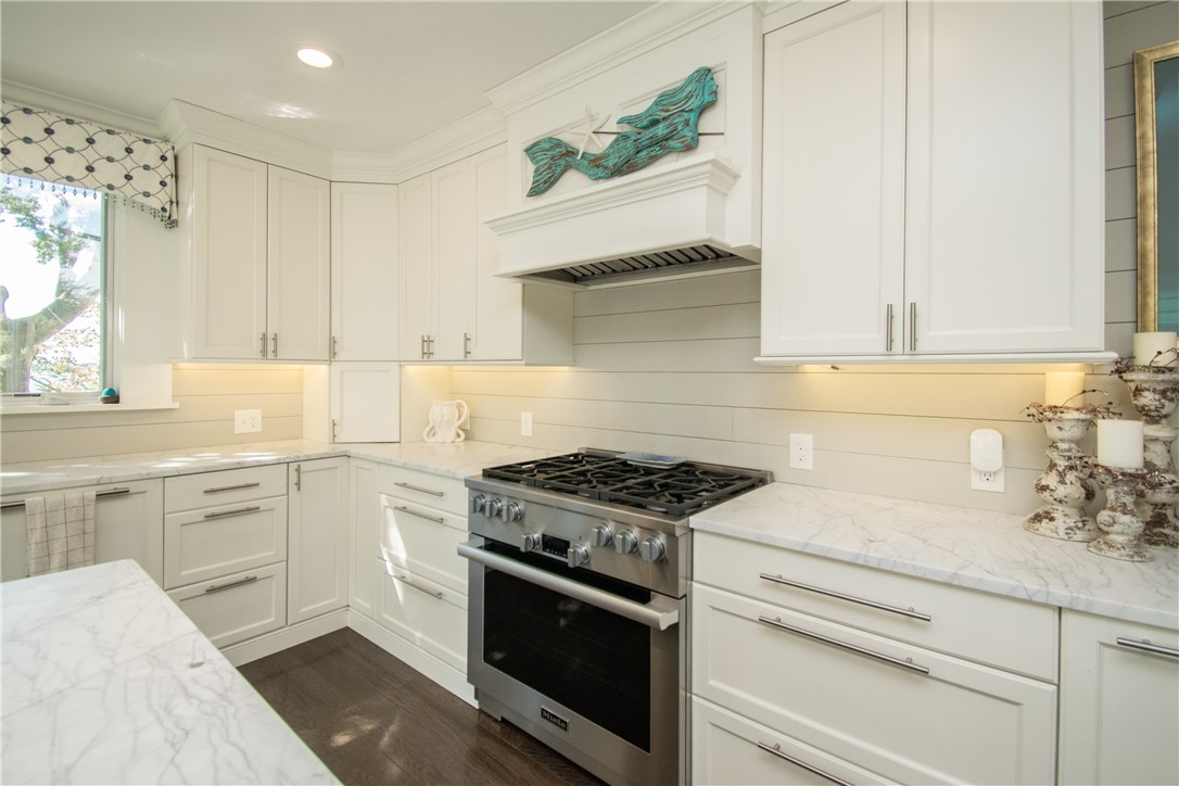 6 Bayside Avenue