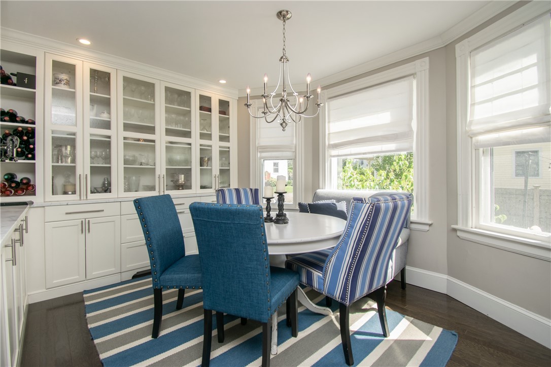 6 Bayside Avenue