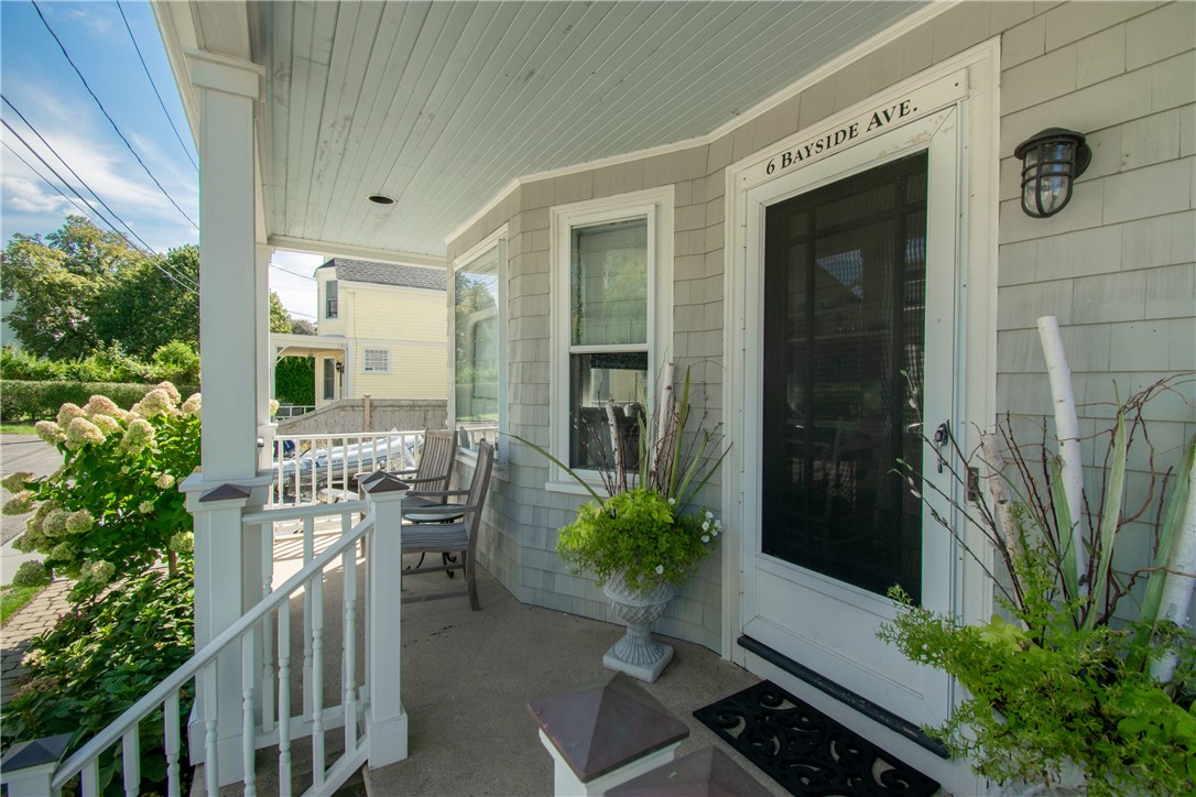 6 Bayside Avenue