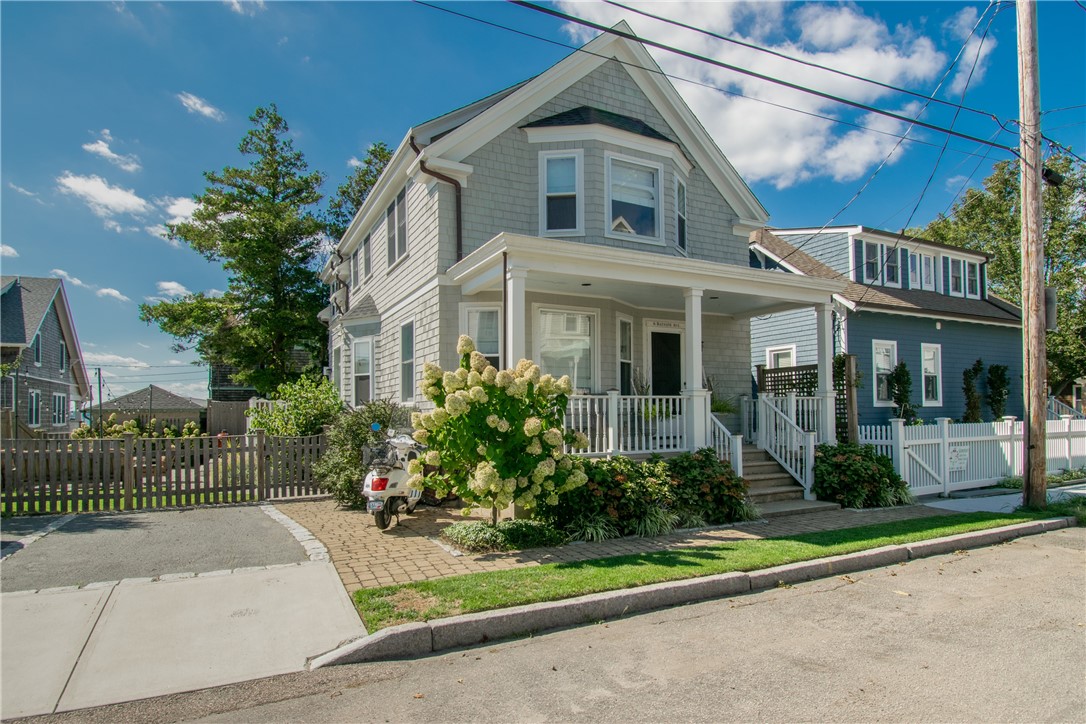 6 Bayside Avenue