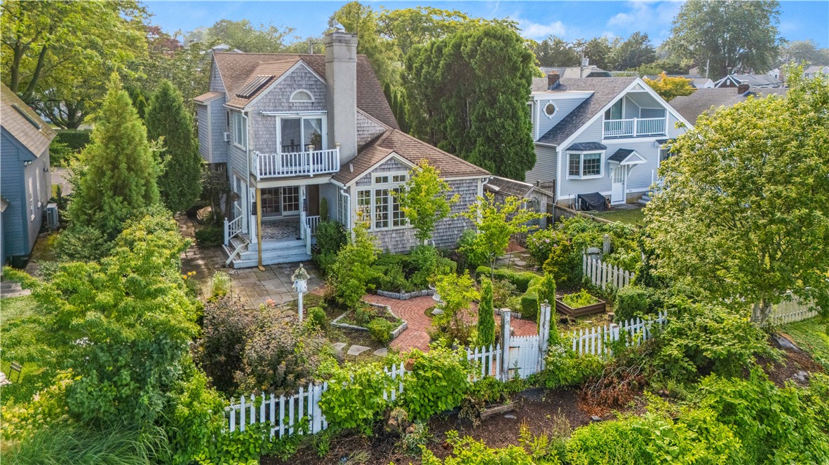 128 Eustis Avenue