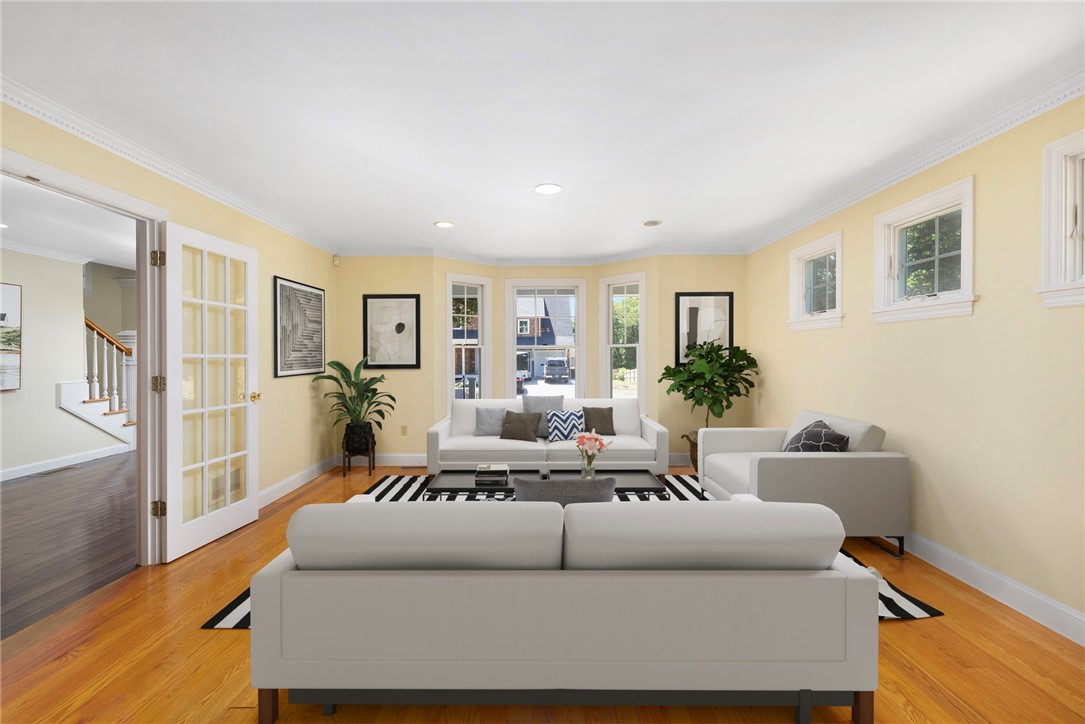 58 Dolphin Avenue