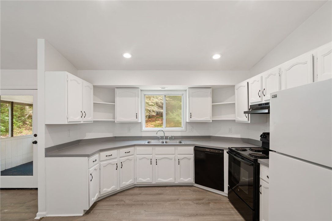 34 Winsor Avenue