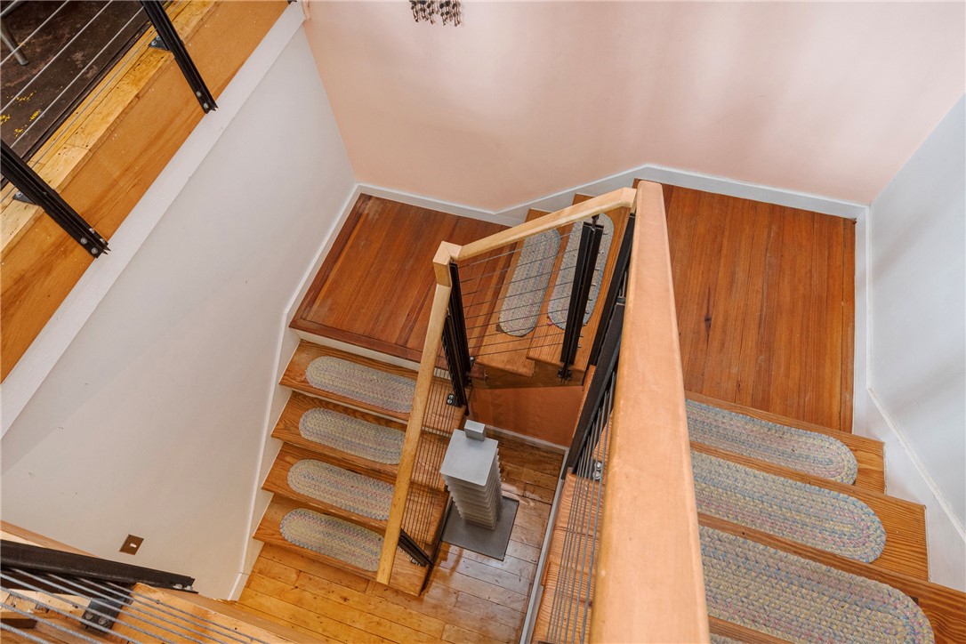 10 Exchange Court 618