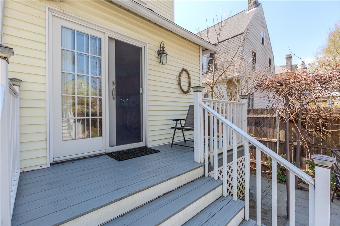 25 Rhodes Avenue