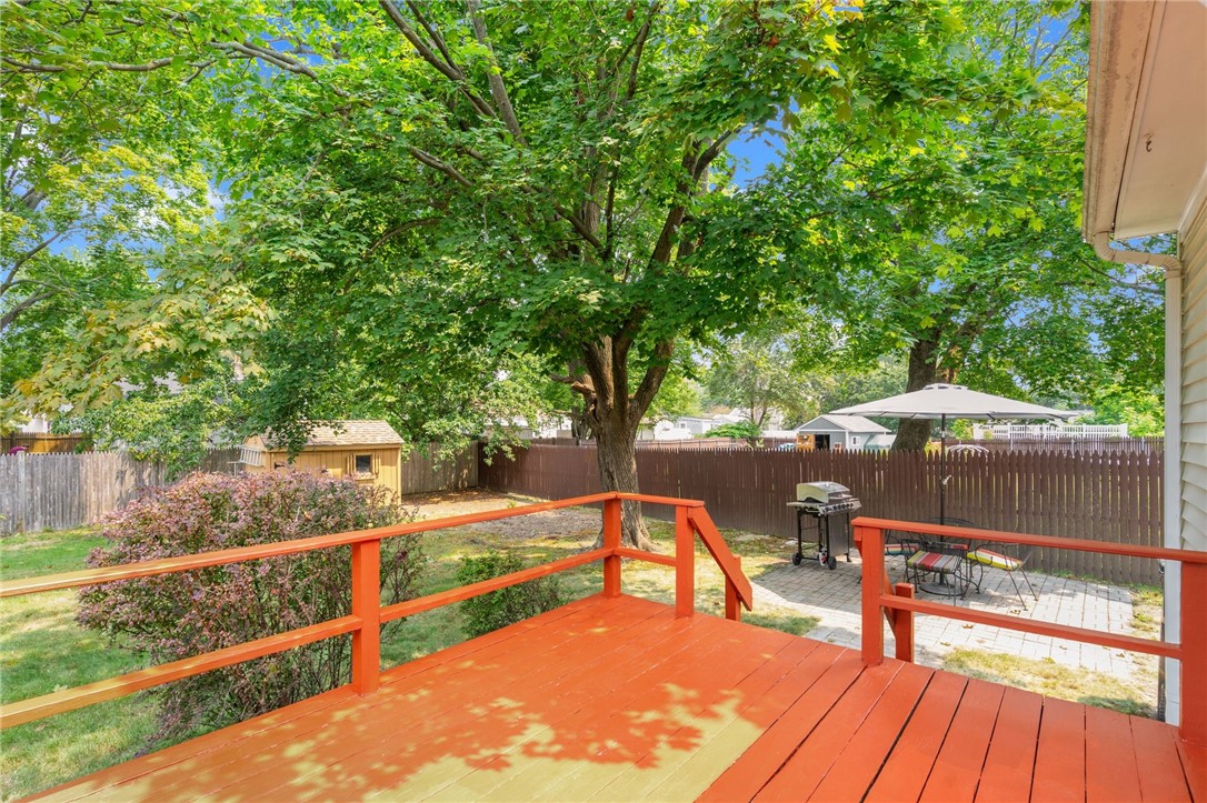 255 Strawberry Field Road