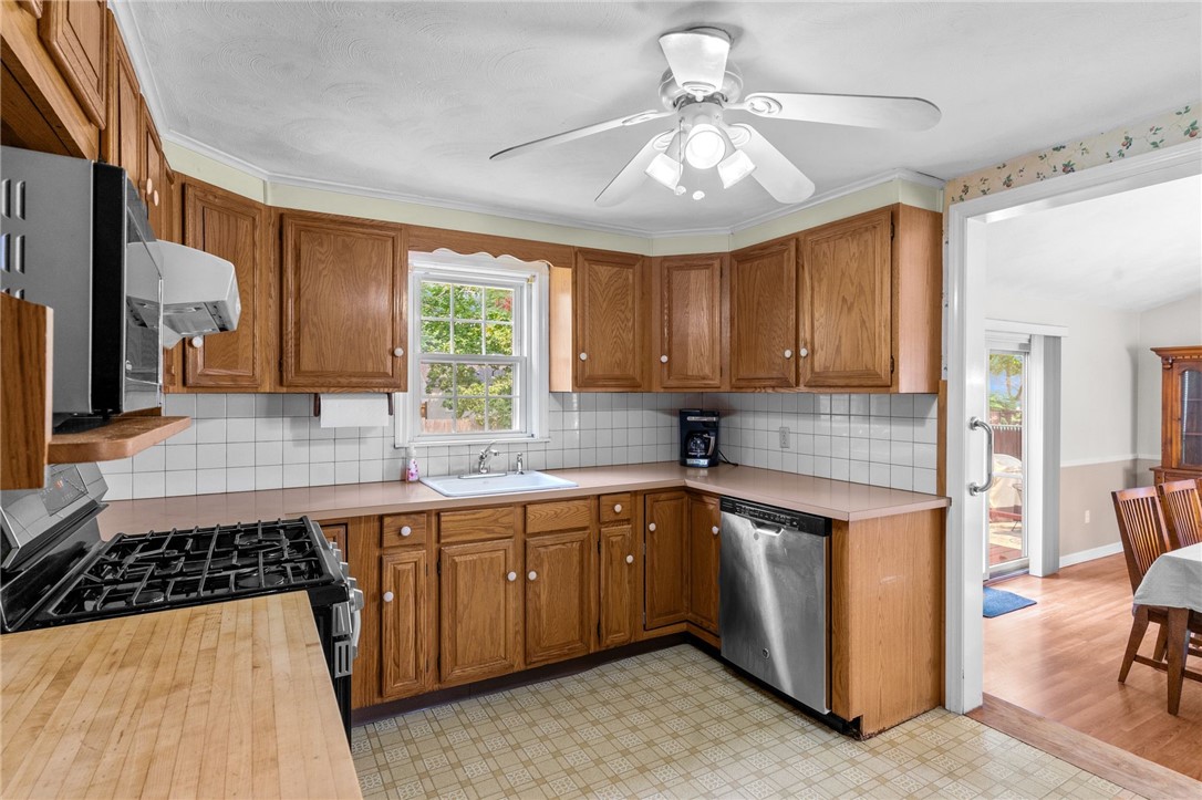255 Strawberry Field Road