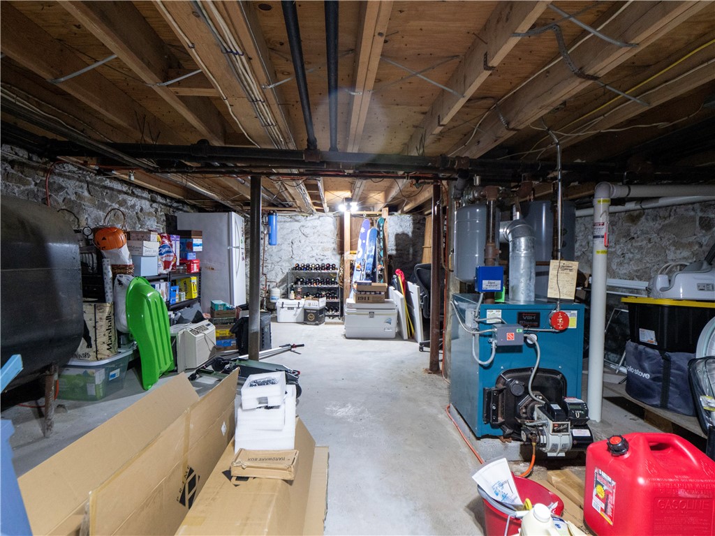 14 Lee Avenue