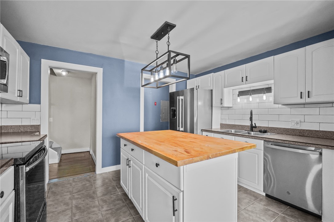 20 Bradley Terrace A