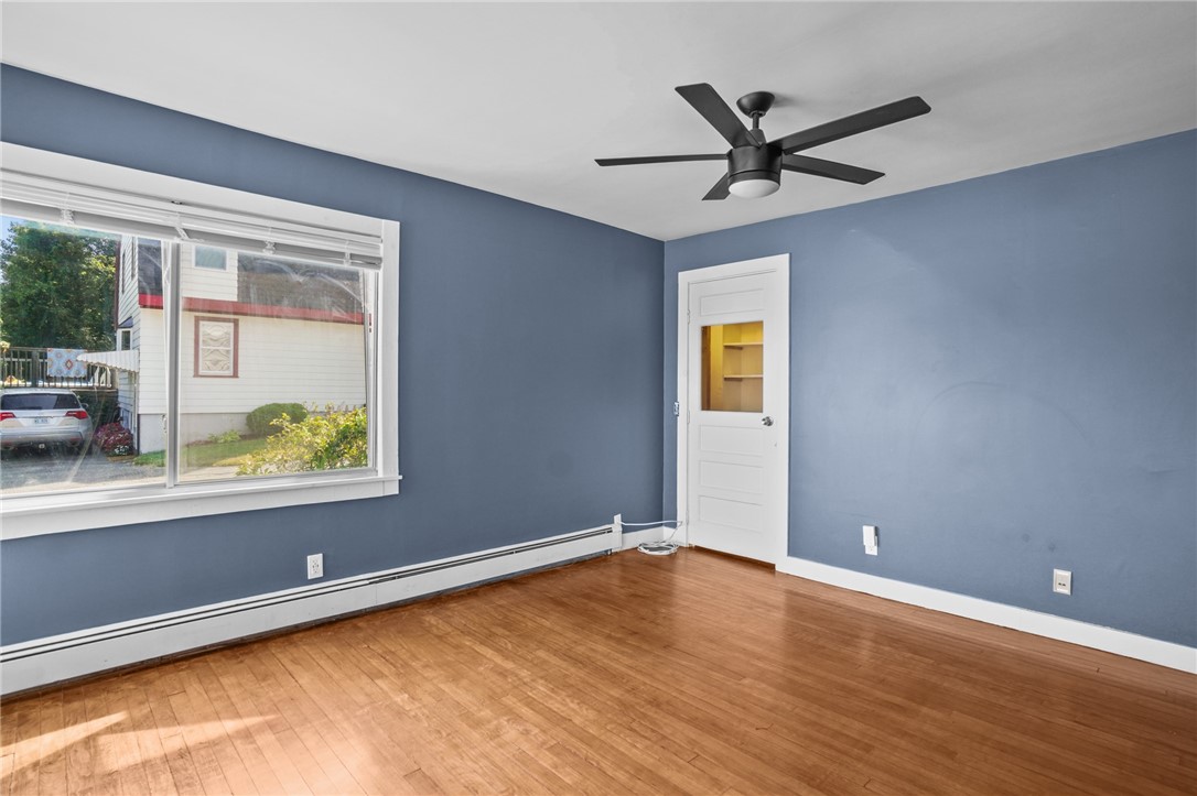 20 Bradley Terrace A