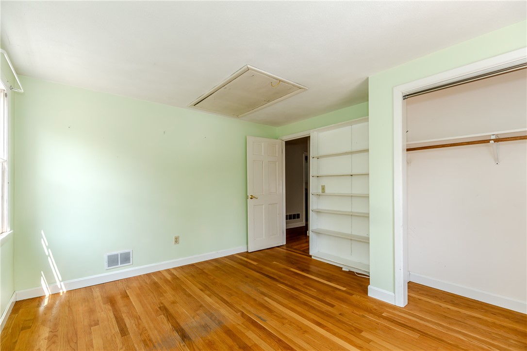 210 Essex Road