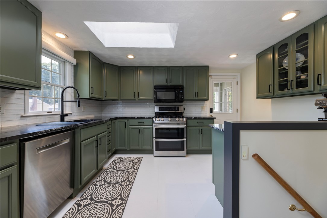 51 Tomahawk Court
