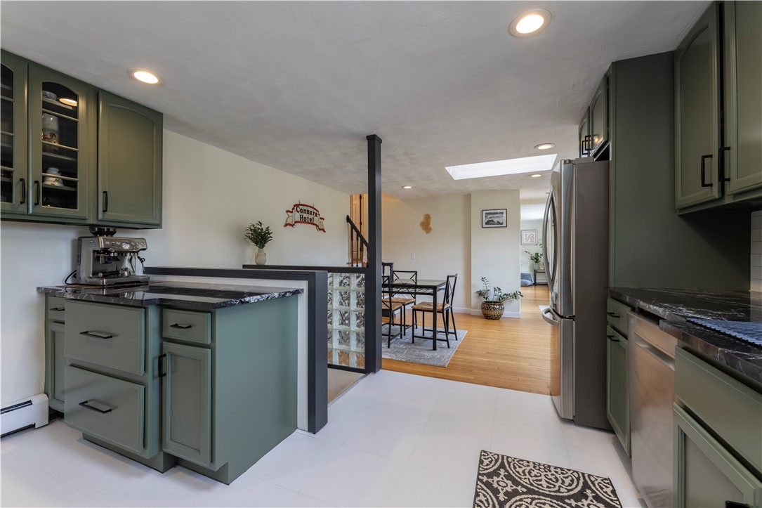 51 Tomahawk Court