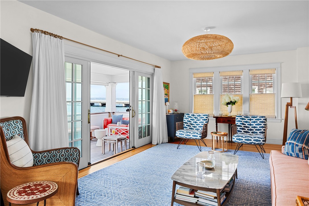 115 Washington Street