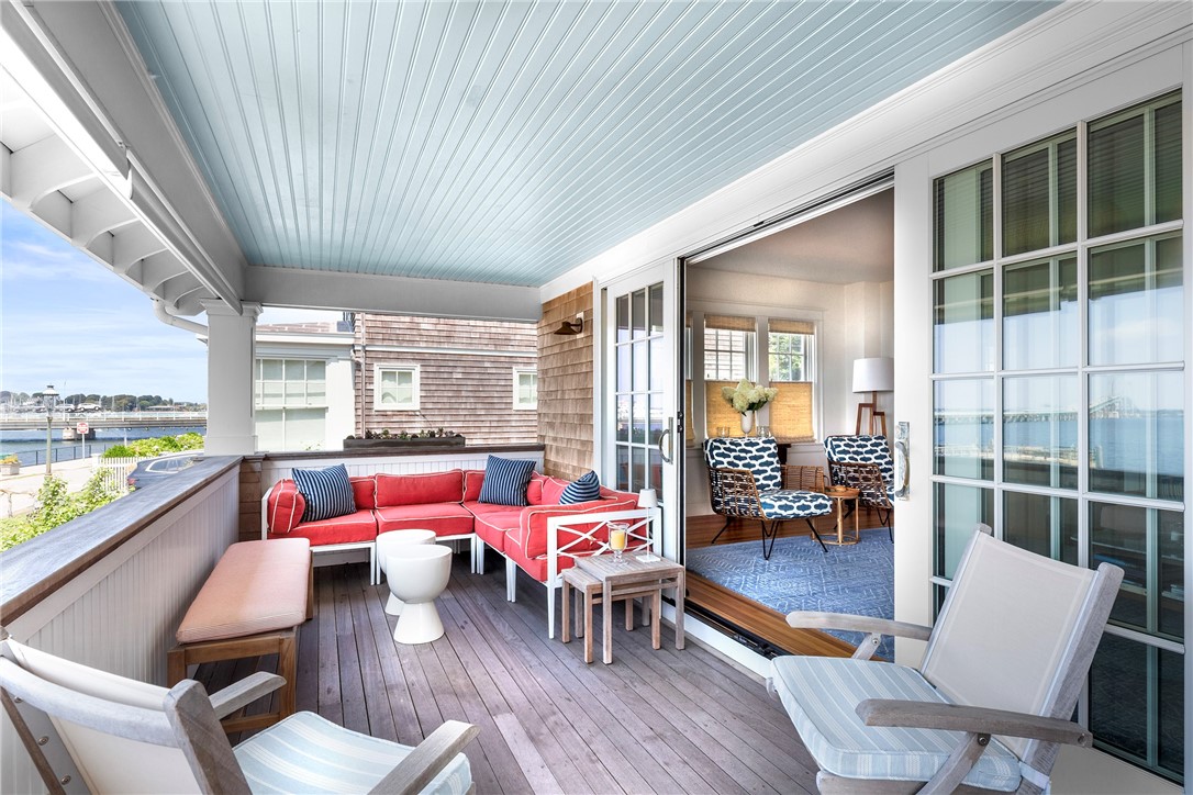 115 Washington Street