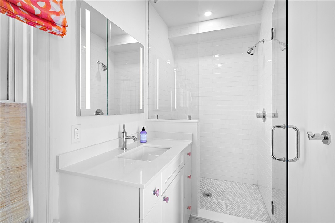 115 Washington Street