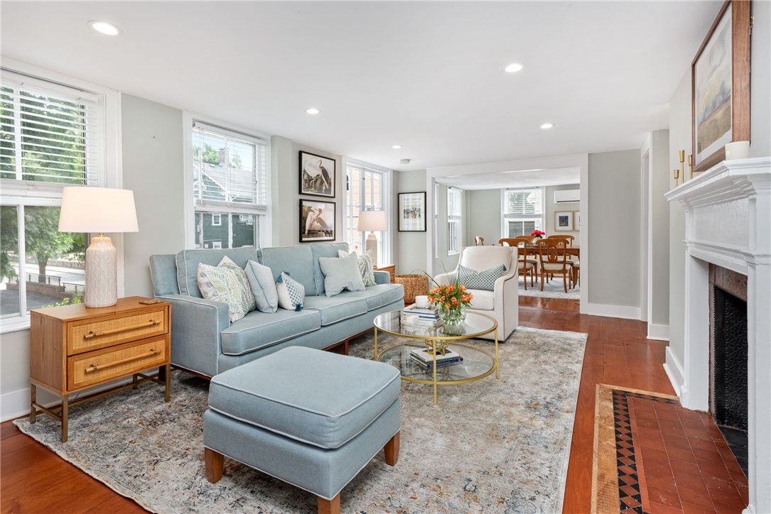 43 Farewell Street 2