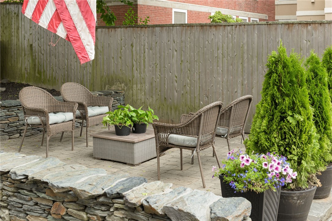 43 Farewell Street 2