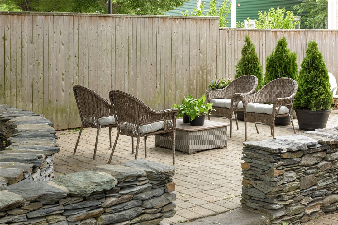 43 Farewell Street 2