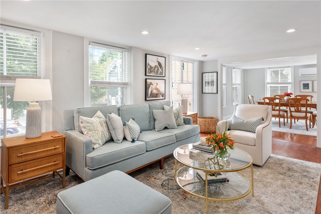 43 Farewell Street 2