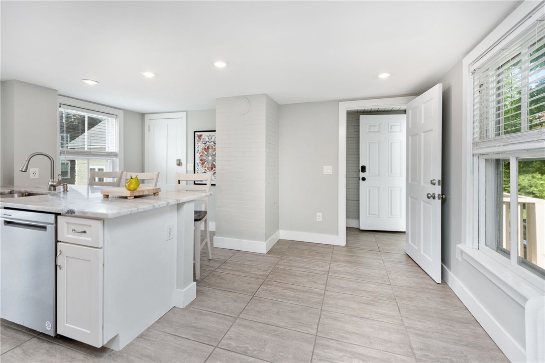 43 Farewell Street 2