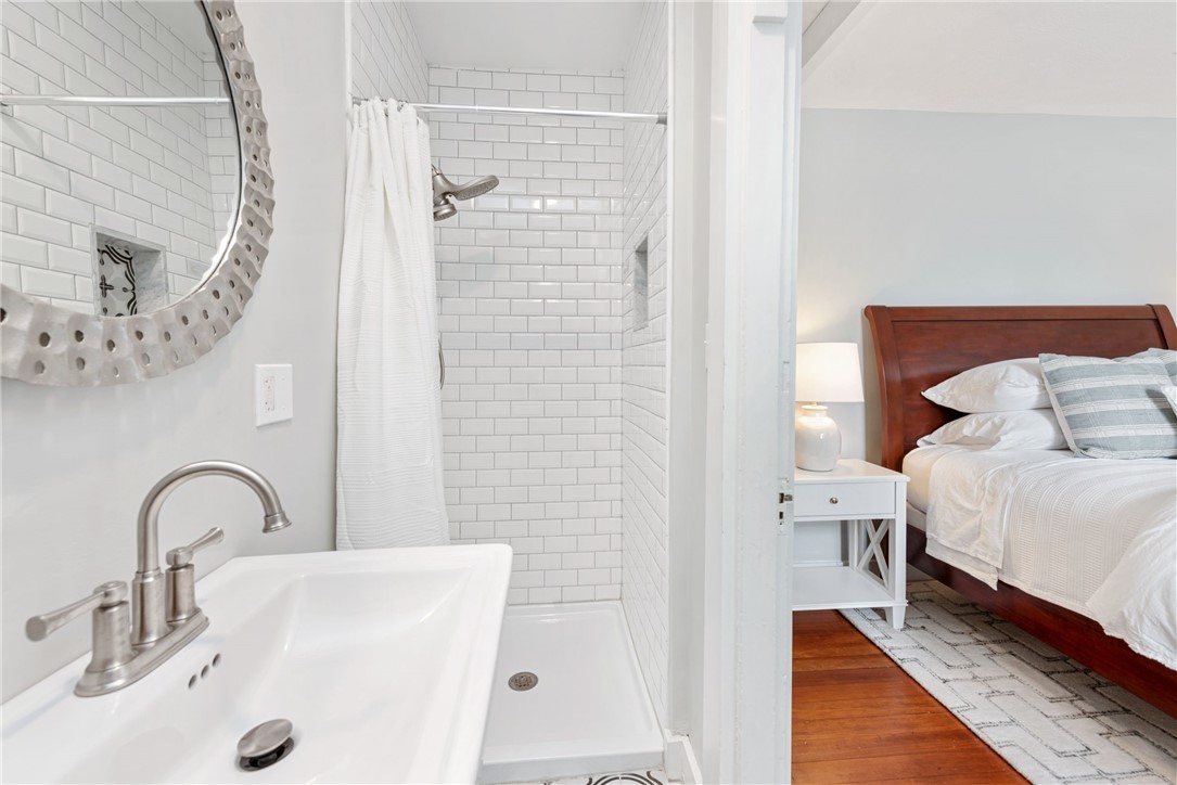 43 Farewell Street 2