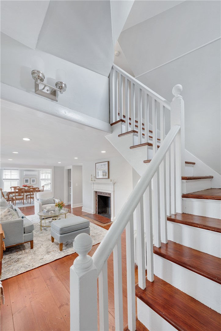 43 Farewell Street 2