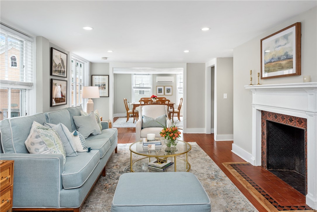 43 Farewell Street 2