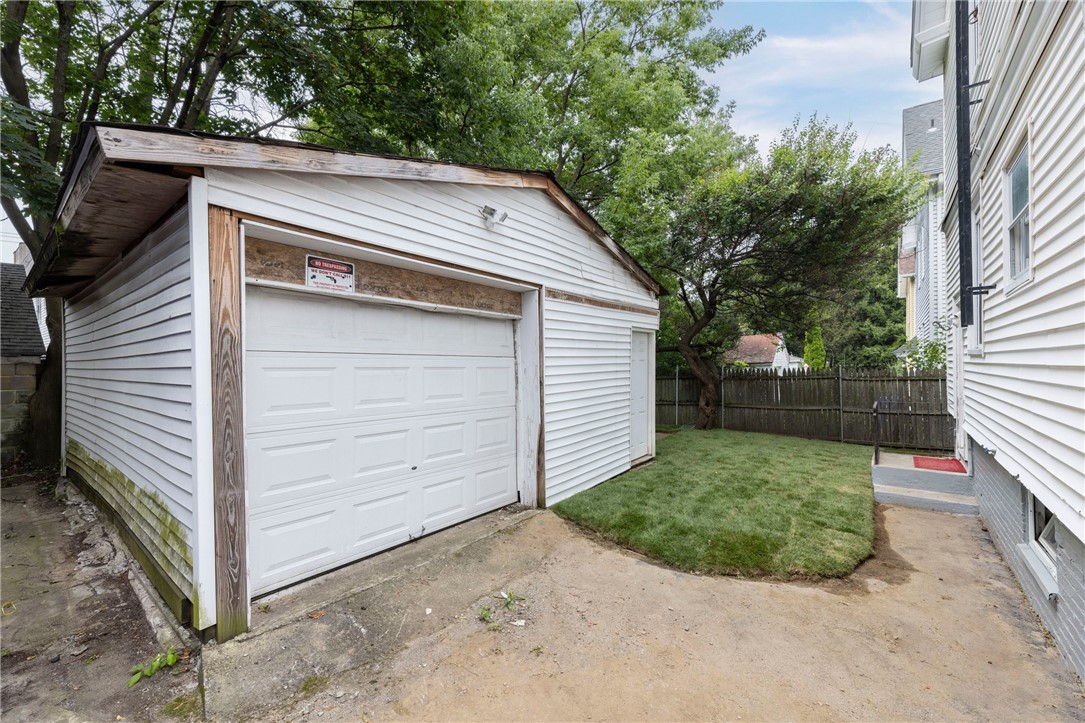 105 Garfield Avenue